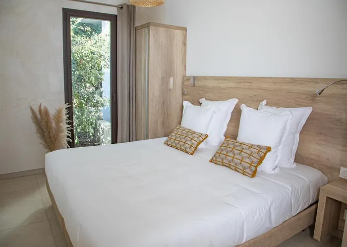 Bagheera Village Naturiste Kamp alanı