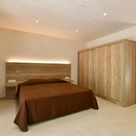 Bagheera Village Naturiste Campingplatz 4*